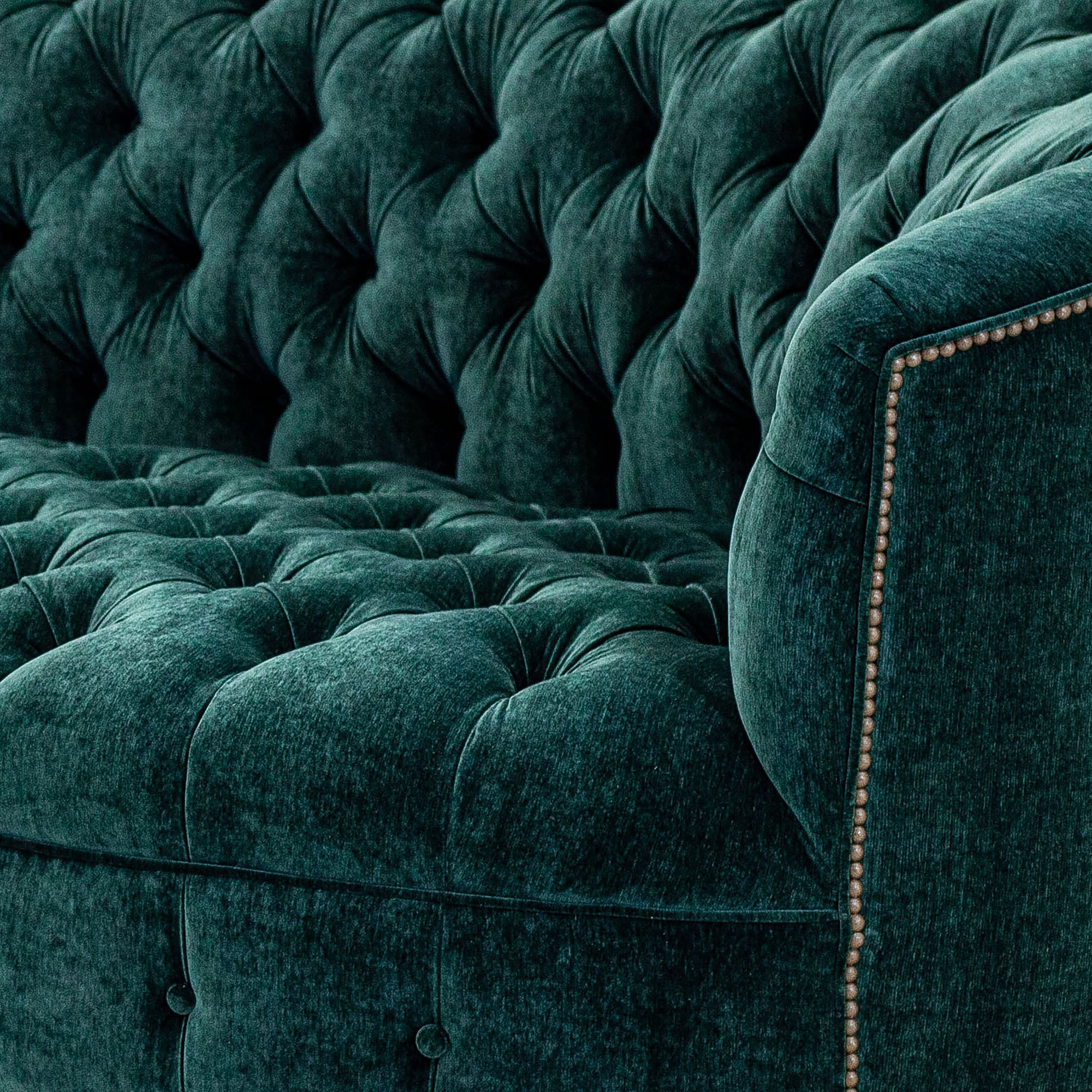 Valentina Sofa - UNAPOLOGETIC LUXE LIVING